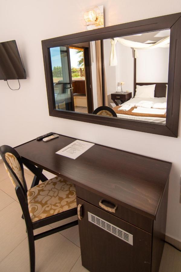 Riviera Perdika Hotel Kültér fotó