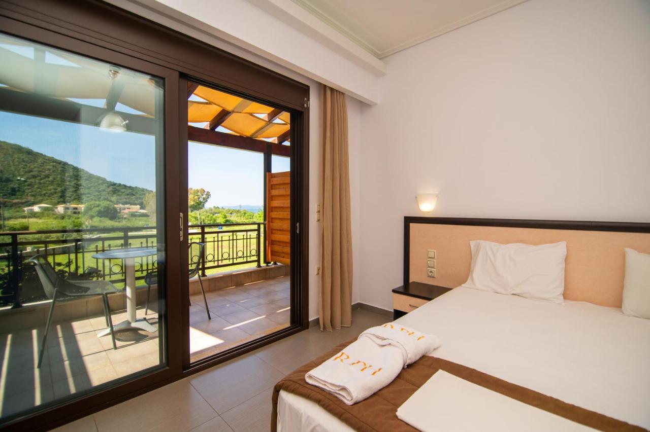 Riviera Perdika Hotel Kültér fotó