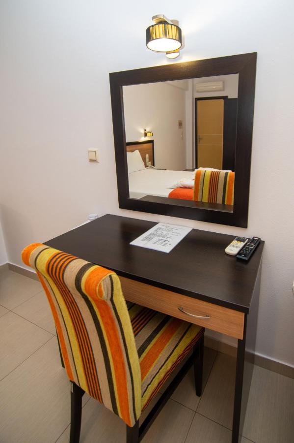 Riviera Perdika Hotel Kültér fotó